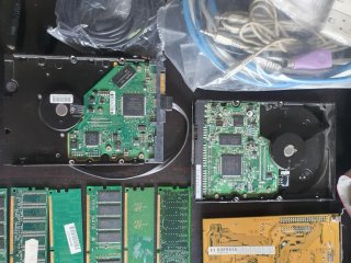Hardware vintage, schede PCI/AGP, ATI + HDD IDE