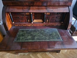 Escritorio Biedermeier antiguo