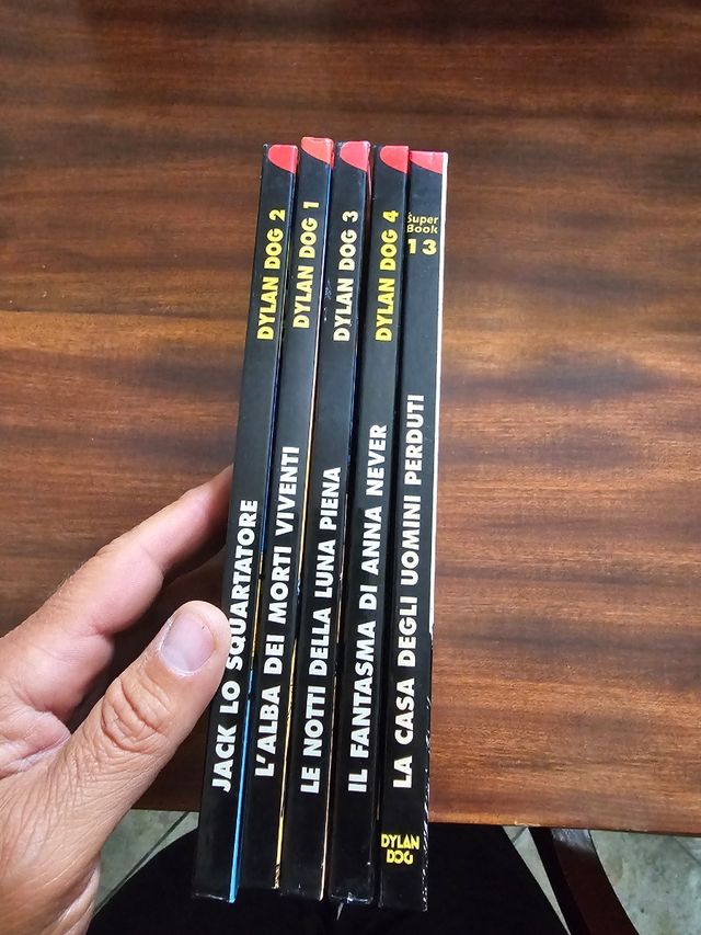 dylan dog super 5 libri