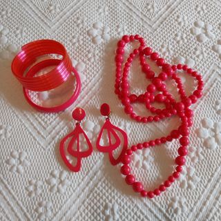 Joyas flamenca rosa fucsia.