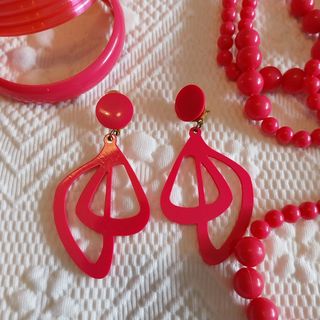 Joyas flamenca rosa fucsia.