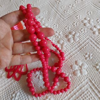 Joyas flamenca rosa fucsia.