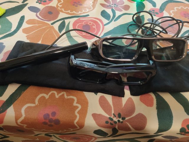 SONY occhiali 3D e trasmettitore 3D