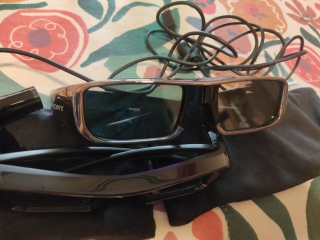 SONY occhiali 3D e trasmettitore 3D