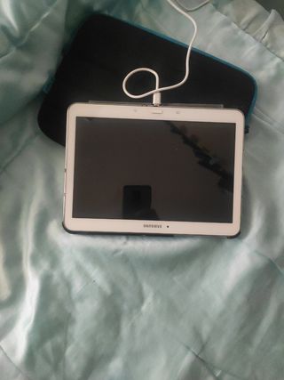 Tablet Samsung tab 4 10 pulgadas.