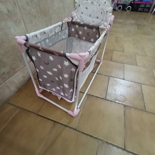 Cuna juguete bebé niña