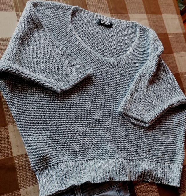 Jeans & maglia blu a zampa