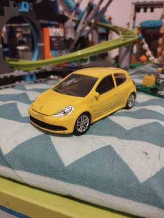 Macchinina Renault Clio