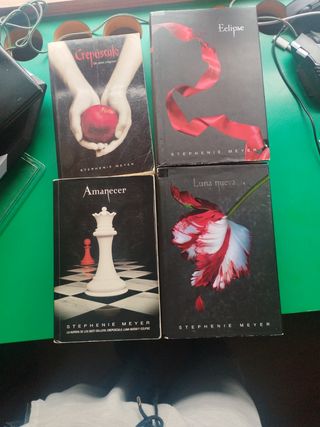 Crepúsculo (Saga Crepúsculo 1) 1,2,3 y4