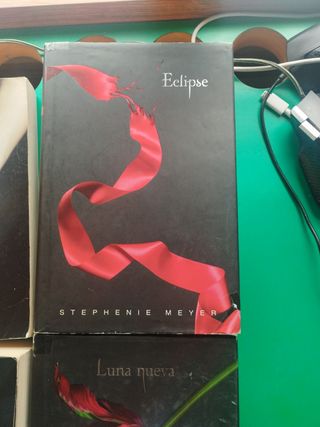 Crepúsculo (Saga Crepúsculo 1) 1,2,3 y4