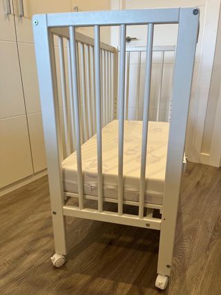 Minicuna de colecho madera y colchon