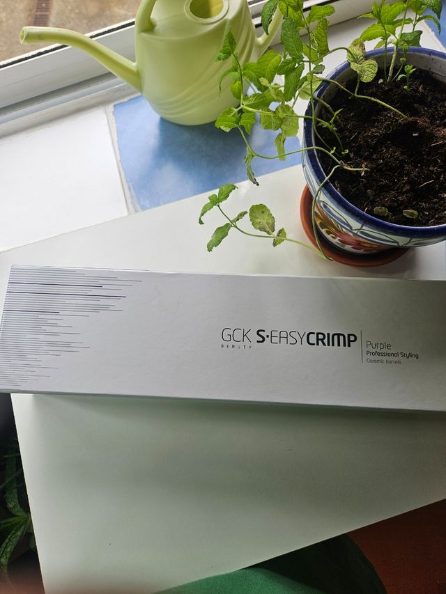 Plancha del pelo GCK S-EASY CRIMP PURPLE