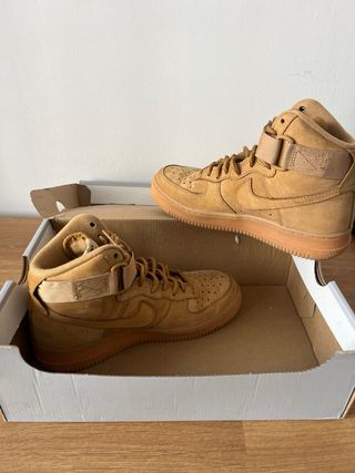 Nike Air Force 1 - Marrón Ante