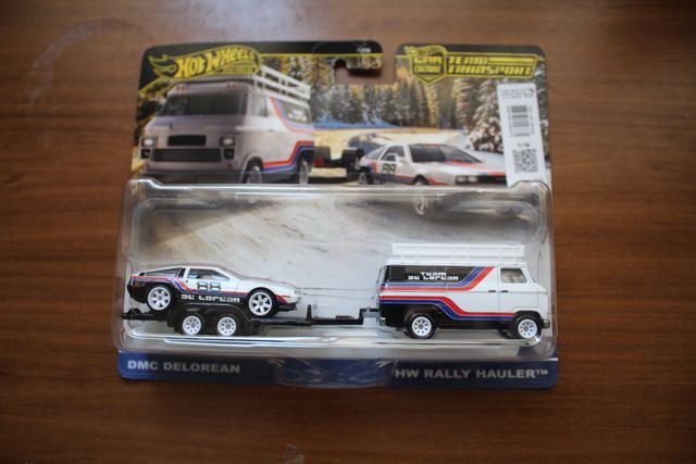 Delorean team transport