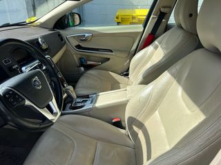 Volvo V60 modelo deportivo