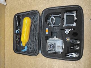 Apeman A80 Cámara Deportiva + accesorios