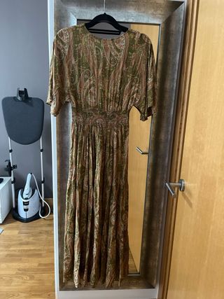 Vestido largo Zara estampado paisley