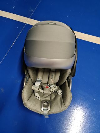 Silla bebé Cybex Cloud Z i-Size Gris ed. Koi