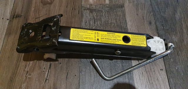 Gato original Opel Corsa C