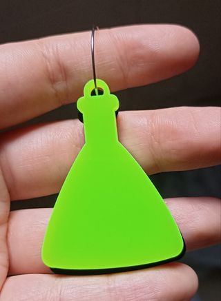 Pendiente calavera marca "Thunderliet"