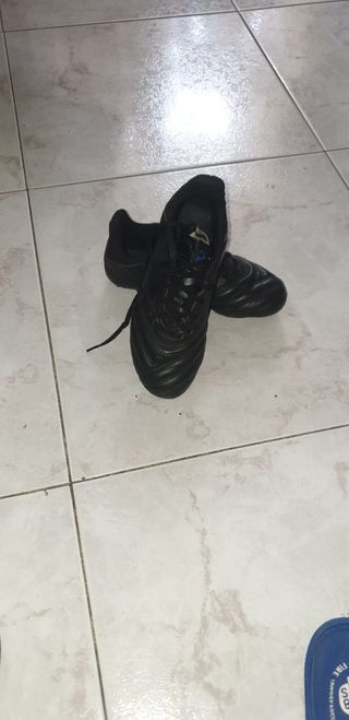 Botas de futbol niñ@ de piel