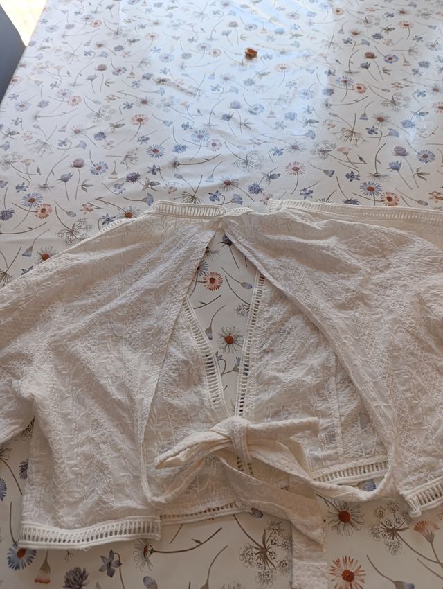 Blusa blanca algodón-poliéster