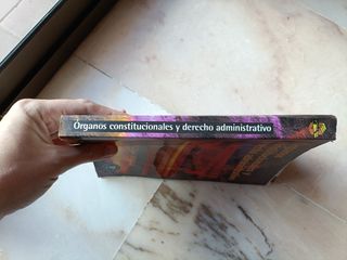 Órganos constitucionales y derecho administrativo