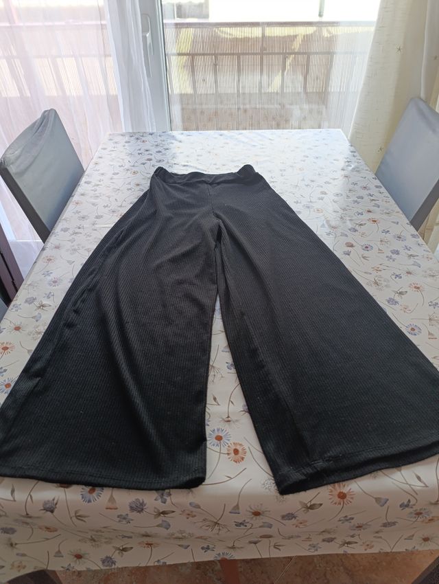 Pantalones anchos Mitsho negros
