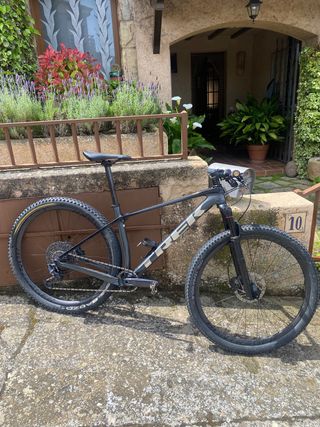 Bicicleta de montaña BTT 
