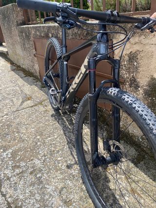 Bicicleta de montaña BTT 

