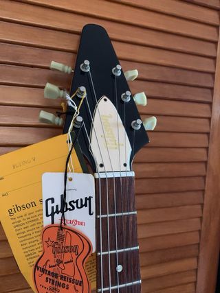 Gibson Flying V ‘67 Reissue Vibrola