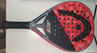 Raqueta pádel HEAD Delta Motion + pelotas