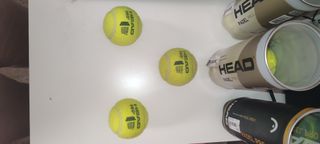Raqueta pádel HEAD Delta Motion + pelotas