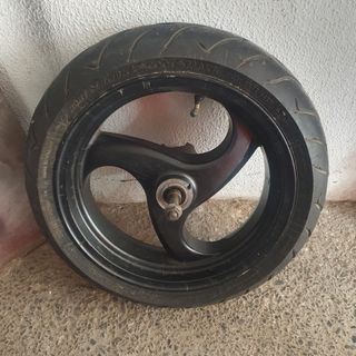 Rueda delantera,  piaggio NRG 50.