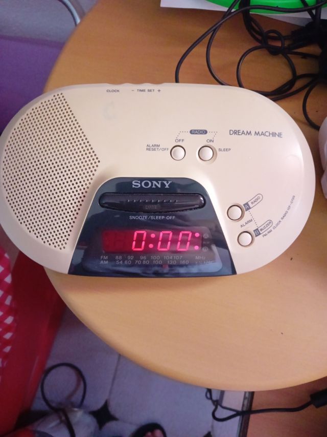 SONY RADIO DESPERTADOR DREAM MACHINE
