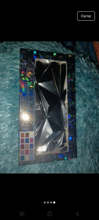 Paleta de sombras glass mirror revolutio