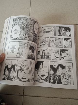 El ataque de los titanes tomo 1
