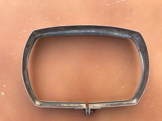 EMBELLECEDOR DE FARO DE VESPINO SC Aleación.