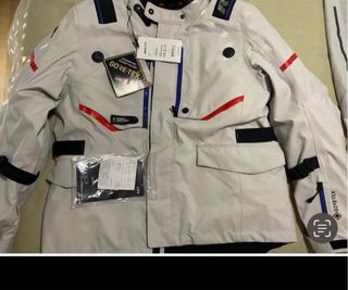 Chaqueta Revit Vertical