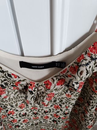 Blusa VERO MODA - Talla 6