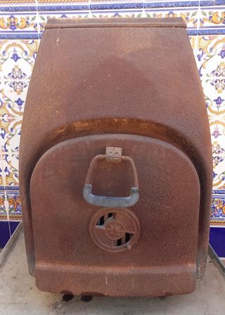 Estufa antigua Jotul, hierro fundido