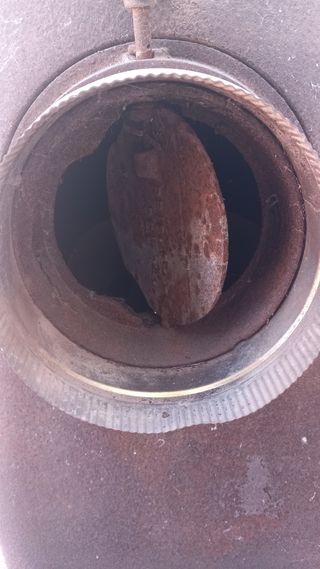 Estufa antigua Jotul, hierro fundido