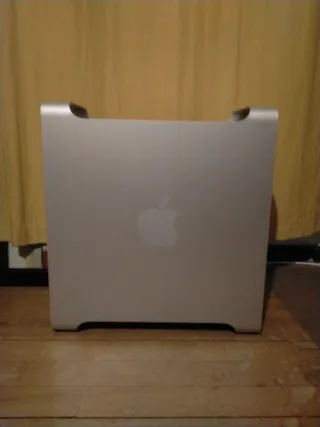 Mac Pro Dual Core 2x2.66 GHz
