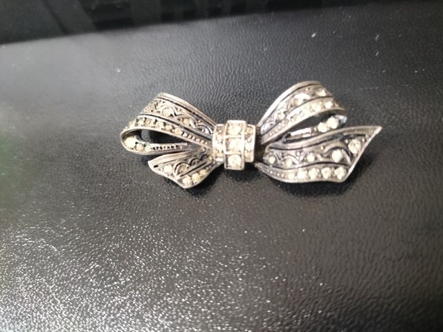 Broche Vintage lazo