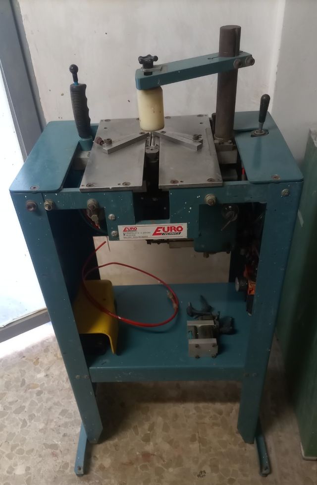 Maquina enmarcación