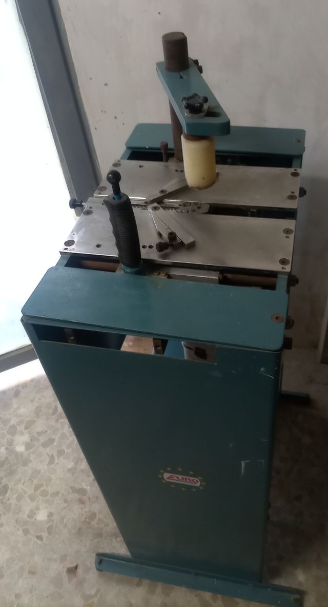 Maquina enmarcación