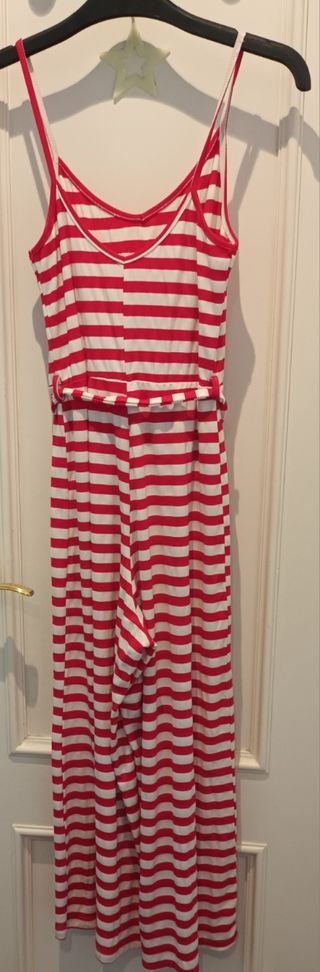 Mono de tirantes a rayas rojas y blancas