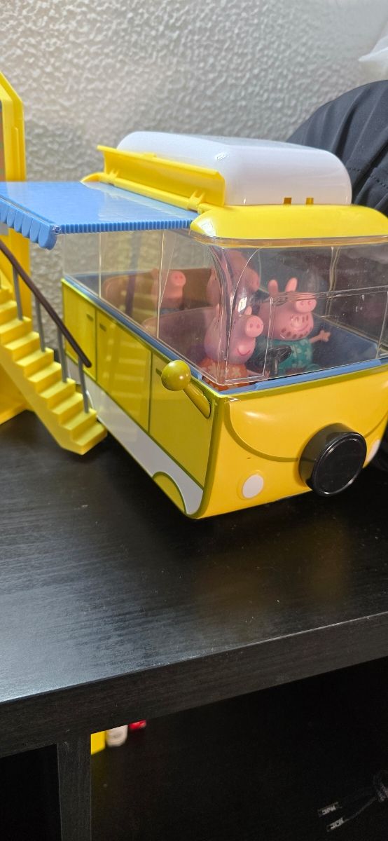 Casa y caravana Peppa Pig