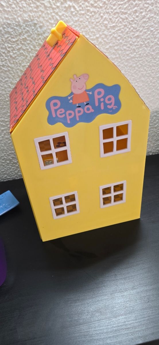 Casa y caravana Peppa Pig