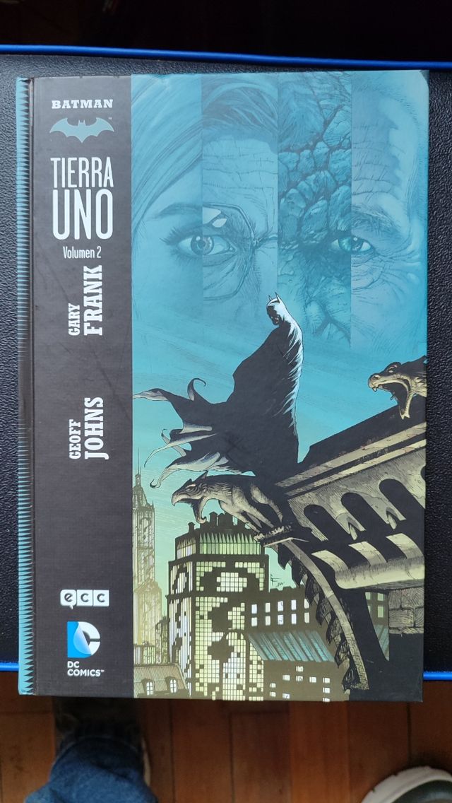 Batman: Tierra Uno Vol. 2